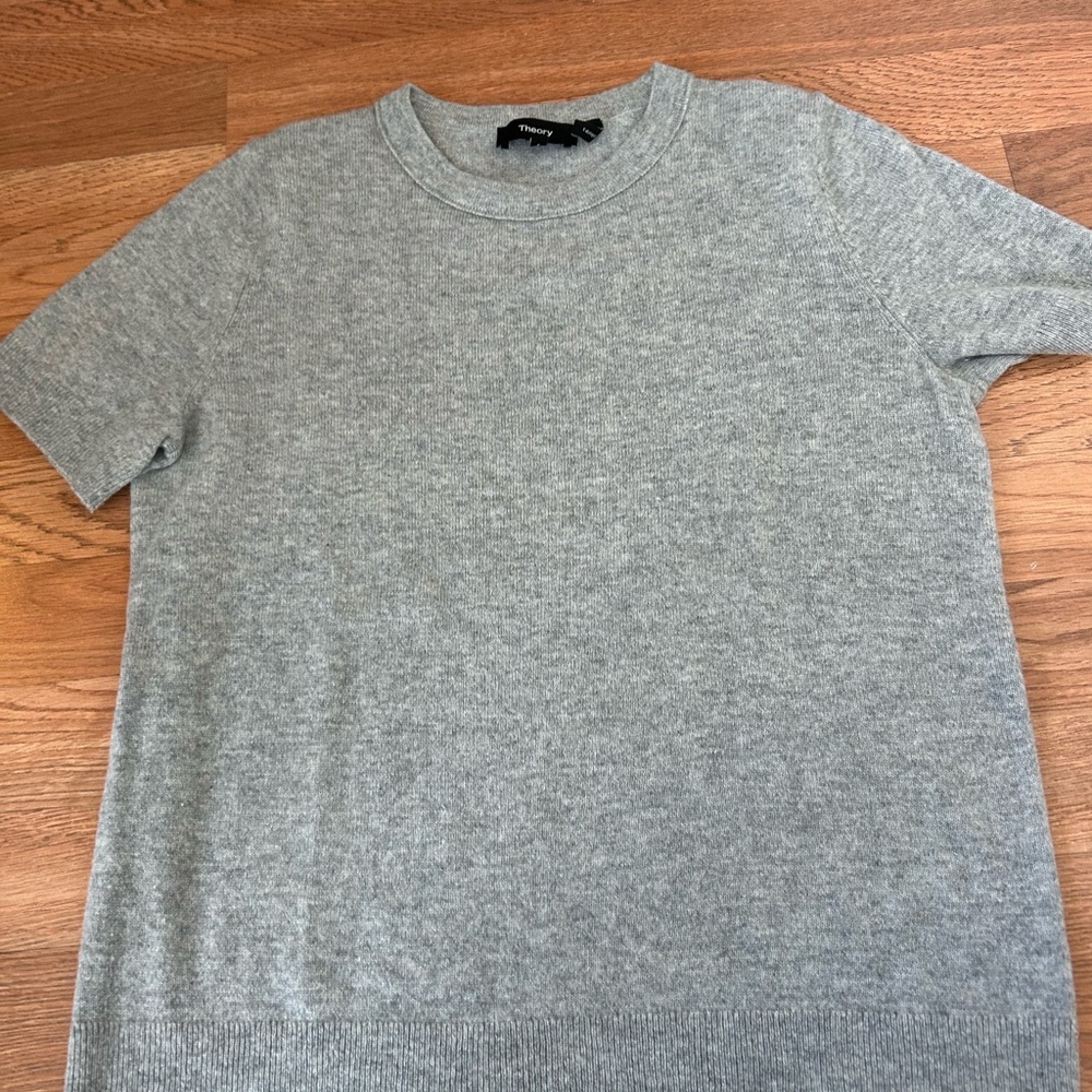 Theory Women’s  Gray Short Sleeve Shirt
